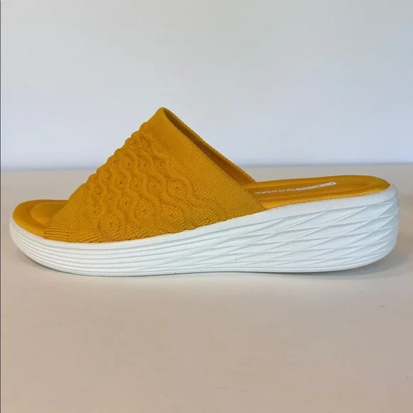Ryka Ortholite Golden Yellow Slide Sandals. Size 8w - Picture 6 of 7